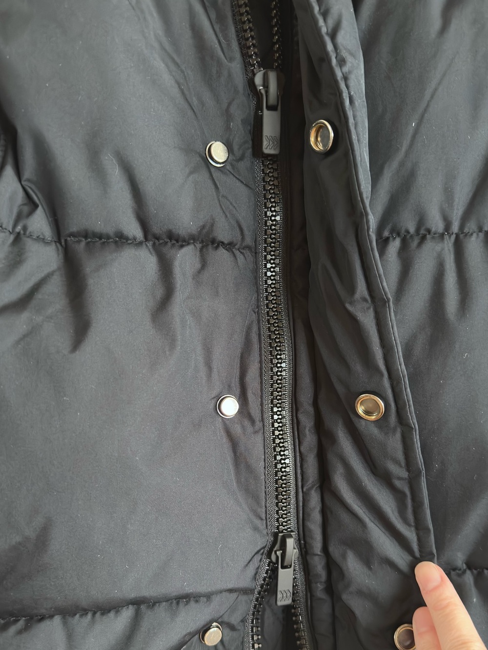 All In Motion Puffer Vest - Picture 4 of 7